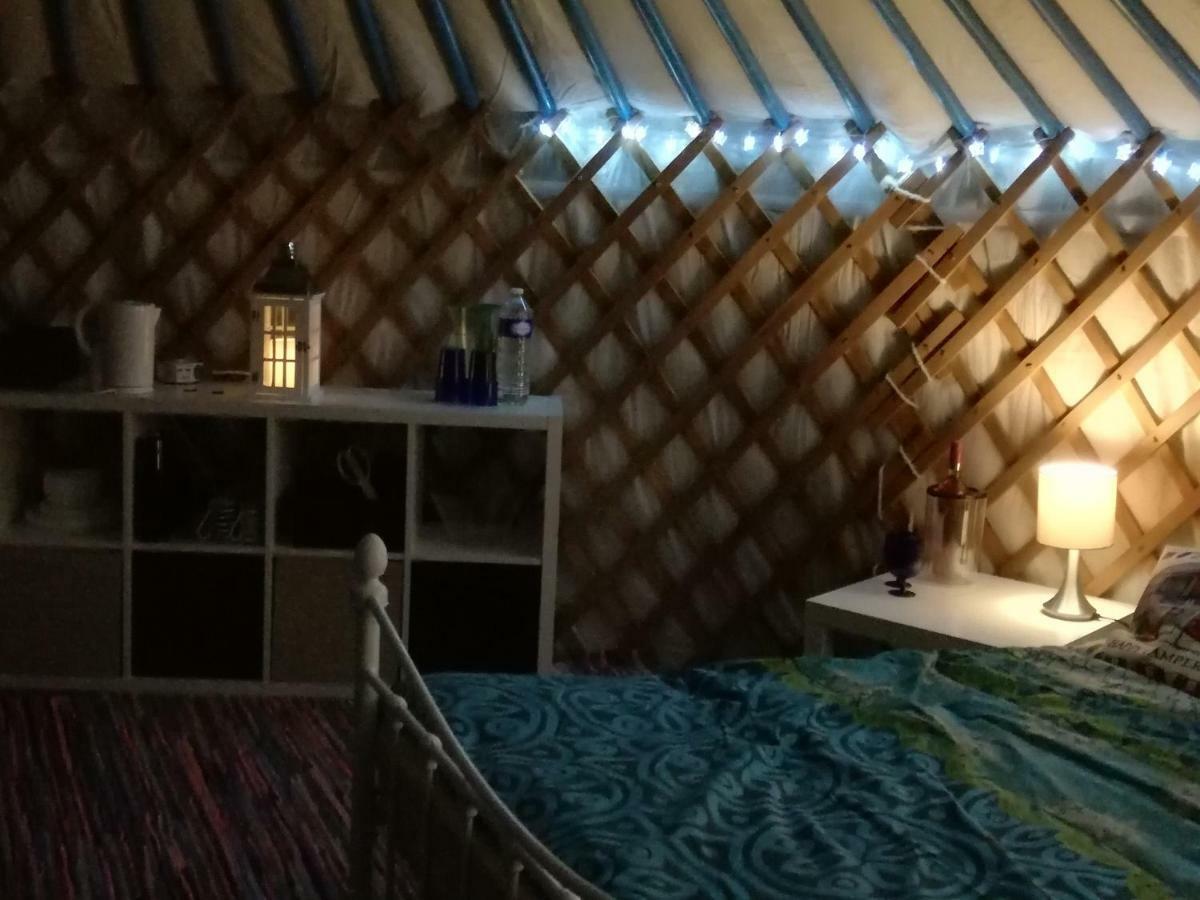 Отель 7 Valleys Camping Flers  Экстерьер фото