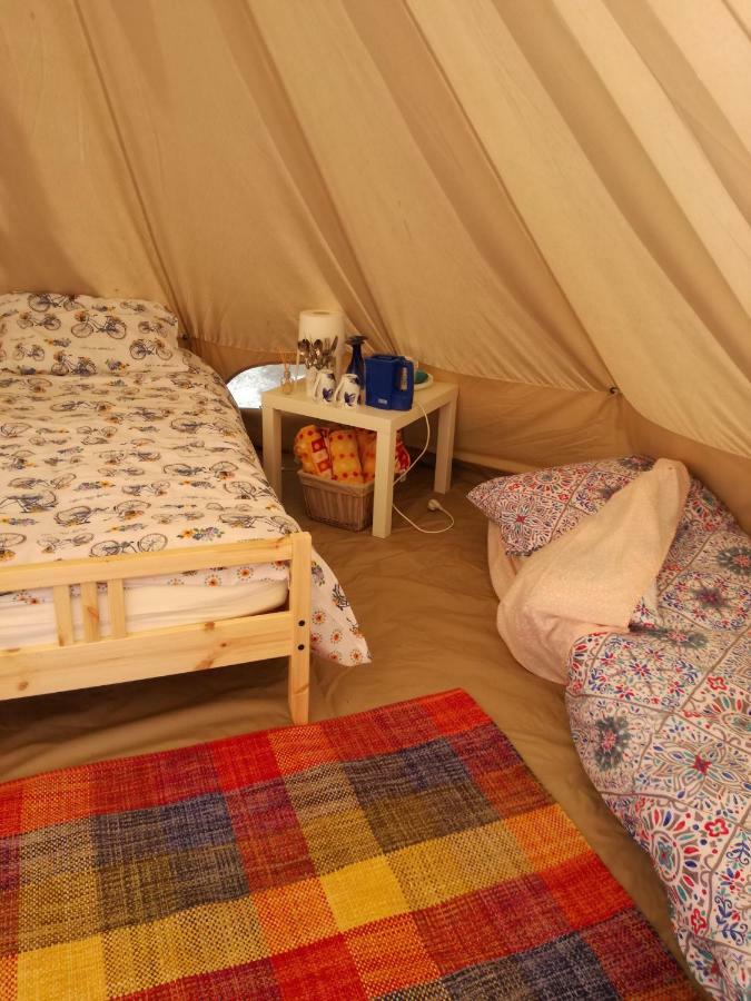 Отель 7 Valleys Camping Flers  Экстерьер фото