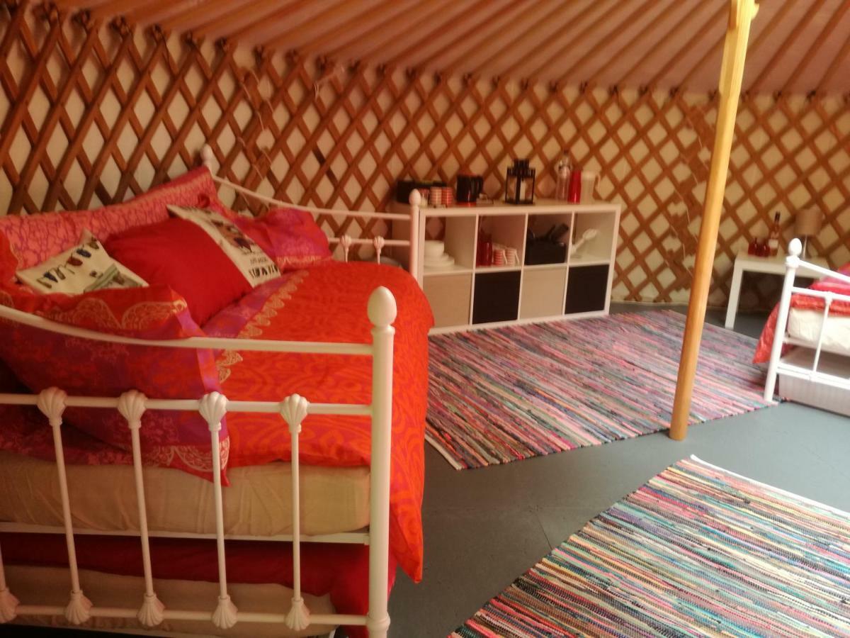 Отель 7 Valleys Camping Flers  Экстерьер фото